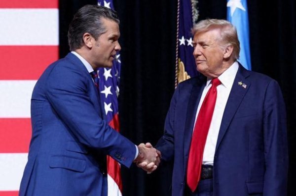 亿操盘 美军上将听完特朗普训话，不堪受辱“脱军装”走人